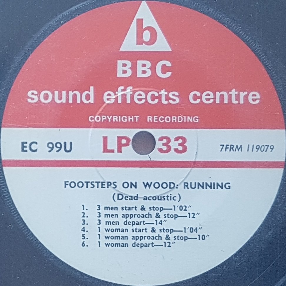 EC 99U Footsteps on wood: Running (Dead accoustic) Not registered from the BBC records and Tapes library Label